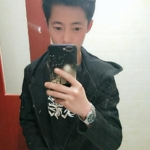 墨殇丿丶