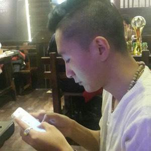 哲哲