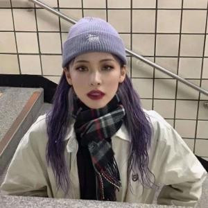 廖孺魅정초연