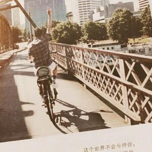 爱读书的肉肉
