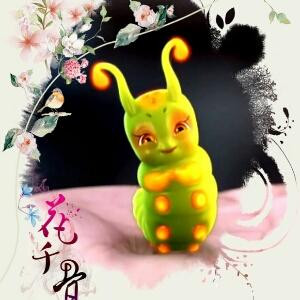 淡蓝色的勿忘草