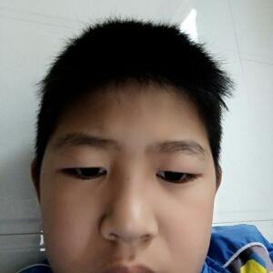 李卓宇