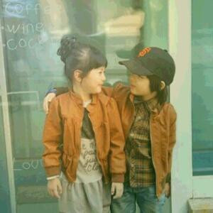 男儿站直别趴下