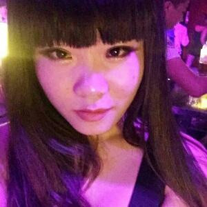 呢个女女