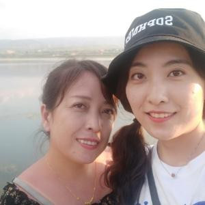 啊莉丽W