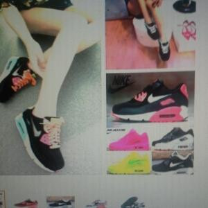      坐在坟前调戏鬼i