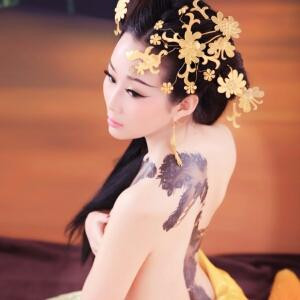 扯扯扯扯扯、扯不出的微笑
