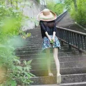 烟雨萌珑
