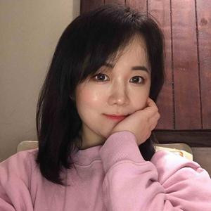 皓月千里爱发呆