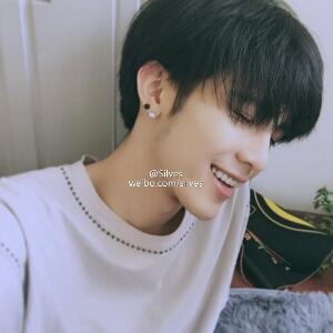 骑着蜗牛闯红灯