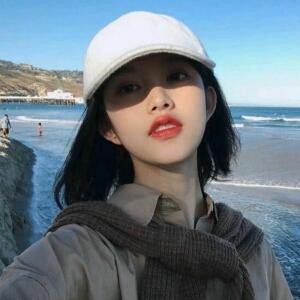花落坠尘碾墨香