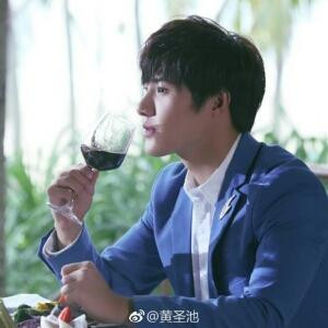 繁花落尽君辞去