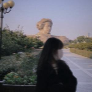 半城烟火半城殇