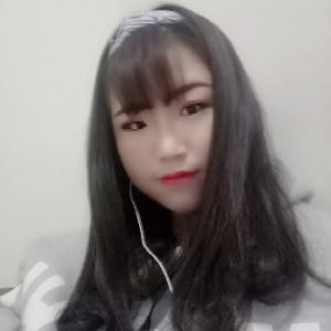 依依