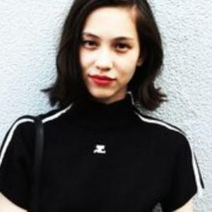 翼搏并唤尼基塔