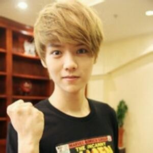 Aaron吴鹤鹏