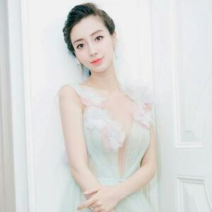 琴雪颖儿
