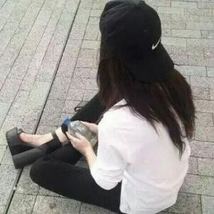 爱上猫的狗