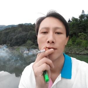 挚筆畫红尘
