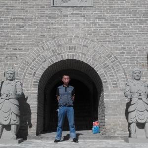 刚伯
