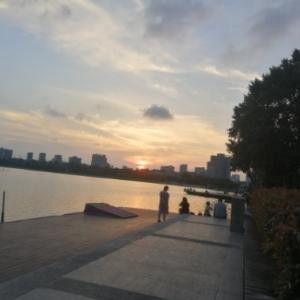 不一样的我