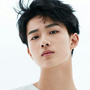 暖瑾少年
