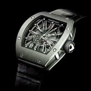 现实太疼，也别忘记微笑