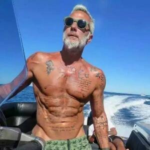 往事随风去