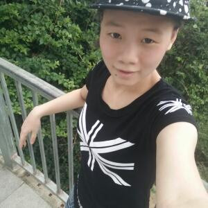 天蓝蓝