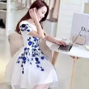 i576159635涵莹