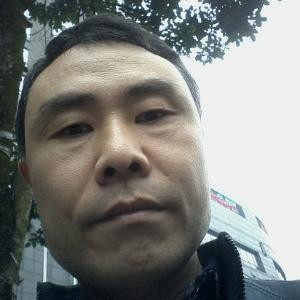 阿龙