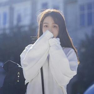 占卜未来的少女