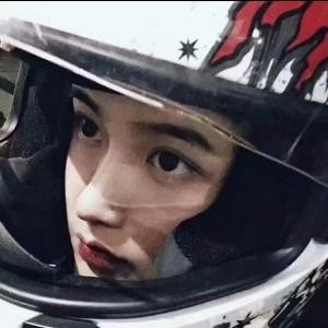 小馨睡不戳