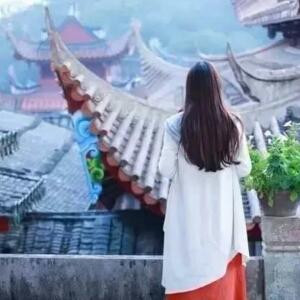 洛洛倾城