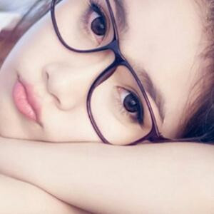一季柳颜