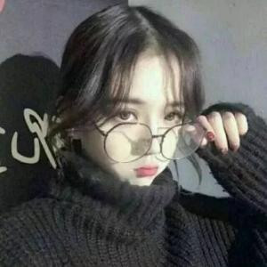 莉莉娅