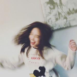 是燕玲呀?