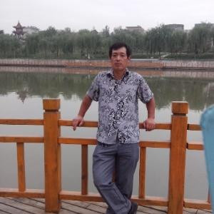 中俊