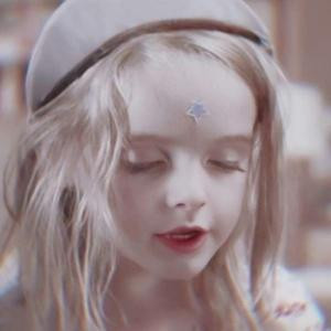 咸鱼少女