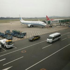 贝贝‘：肱鉒；”