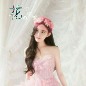 迷人小美女