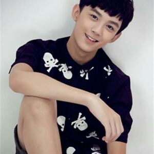 神一样的神秘人