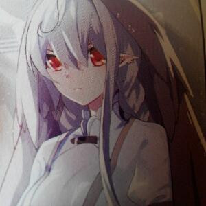 半世琉璃半世妖