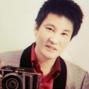 中国作家刘信达