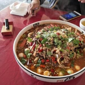毛血旺
