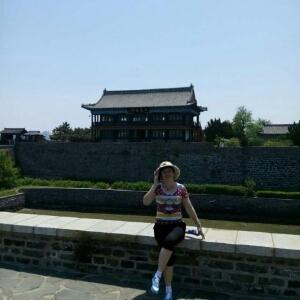 づ娟╰╮灿烂微笑、↘