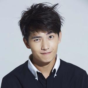 8点