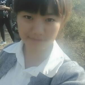 乐水蓝蝶