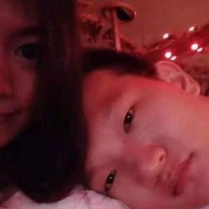 爱情里，，都蒙蔽了双，，