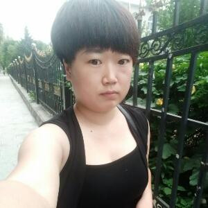 吕品格格